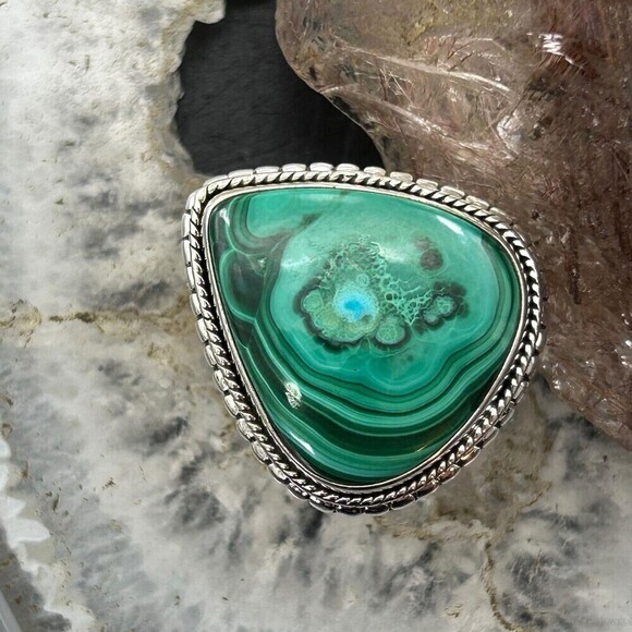 Jewelry - Sterling Silver Southwestern Style Wide Teardrop Malachite Ring Size 8 For Women